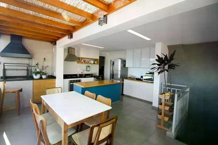 Apartamento à venda com 2 quartos, 104m² em Vila Ipojuca, São Paulo