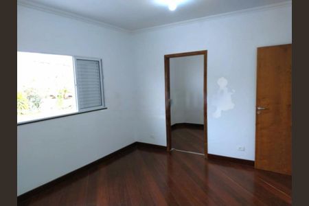 Casa à venda com 3 quartos, 300m² em Campo Belo, São Paulo