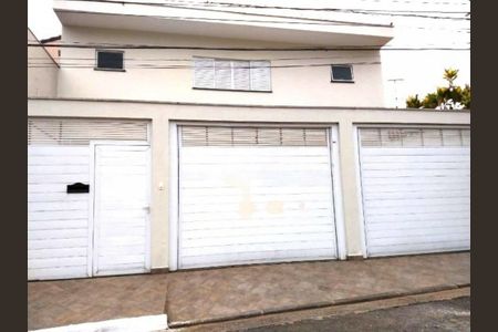 Casa à venda com 3 quartos, 300m² em Campo Belo, São Paulo