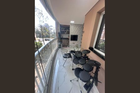 Apartamento à venda com 104m², 3 quartos e 2 vagas Apartamento à venda com 104m², 3 quartos e 2 vagasFoto 02