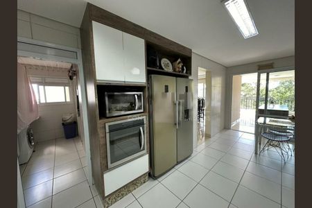 Apartamento à venda com 193m², 4 quartos e 3 vagas