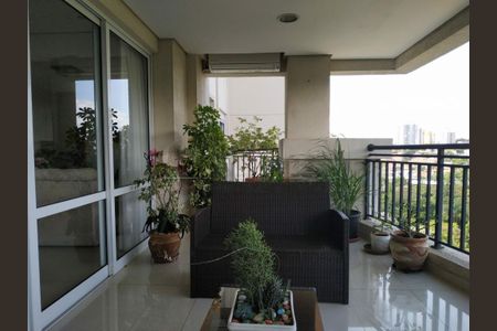 Apartamento à venda com 193m², 4 quartos e 3 vagas