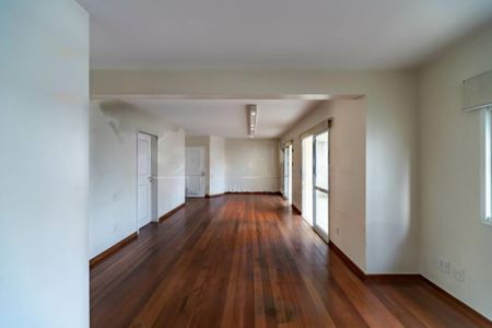 Apartamento à venda com 130m², 3 quartos e 3 vagas