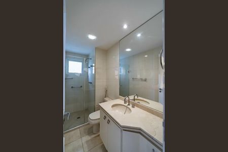Apartamento à venda com 3 quartos, 130m² em Vila Uberabinha, São Paulo