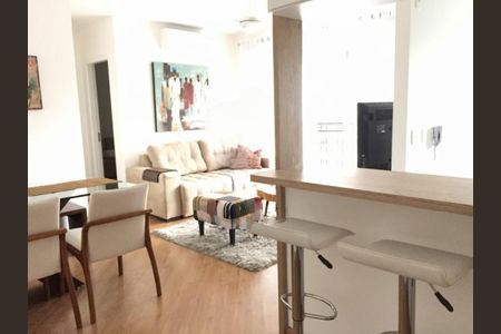 Apartamento à venda com 2 quartos, 65m² em Vila Olímpia, São Paulo