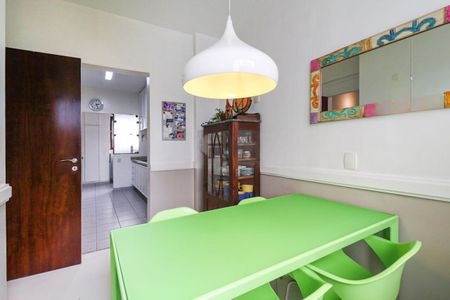 Apartamento à venda com 232m², 3 quartos e 3 vagas