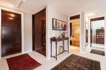 Apartamento à venda com 232m², 3 quartos e 3 vagas