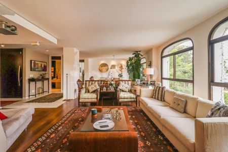 Apartamento à venda com 3 quartos, 232m² em Vila Morumbi, São Paulo