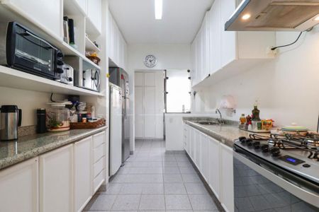 Apartamento à venda com 232m², 3 quartos e 3 vagas
