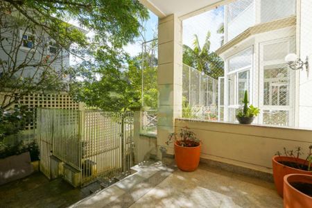 Casa à venda com 850m², 5 quartos e 10 vagas