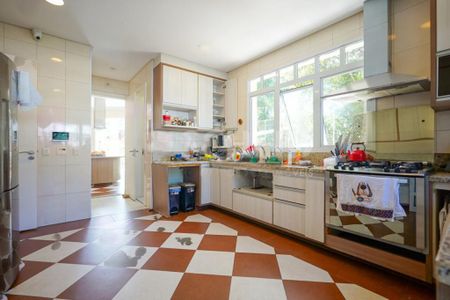 Casa à venda com 850m², 5 quartos e 10 vagas