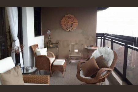 Apartamento à venda com 200m², 4 quartos e 4 vagas