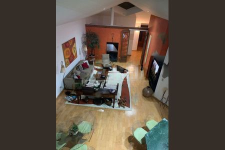 Casa à venda com 4 quartos, 313m² em Jardim dos Estados, São Paulo