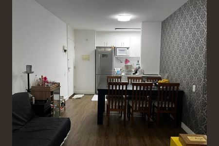 Apartamento à venda com 64m², 2 quartos e 1 vaga