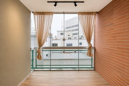 Apartamento para alugar com 90m², 3 quartos e 2 vagas Apartamento para alugar com 90m², 3 quartos e 2 vagasVaranda