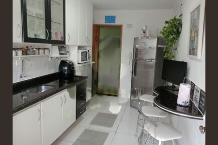 Apartamento à venda com 2 quartos, 106m² em Vila Guarani (Zona Sul), São Paulo