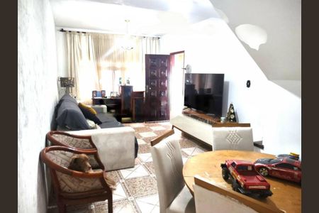 Casa à venda com 3 quartos, 142m² em Chácara Santo Antônio (Zona Sul), São Paulo