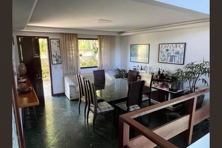 Casa à venda com 8 quartos, 300m² em Piratininga, Niterói