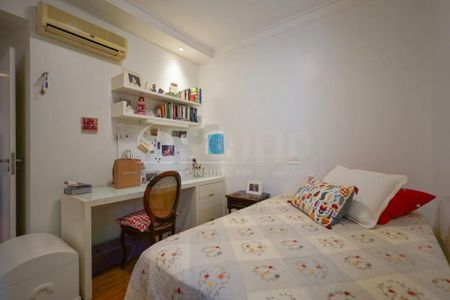Apartamento à venda com 190m², 4 quartos e 4 vagas