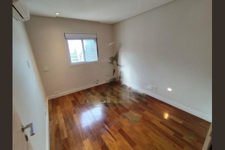 Apartamento à venda com 3 quartos, 118m² em Vila Olímpia, São Paulo