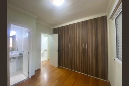 Foto 24 de apartamento à venda com 3 quartos, 85m² em Jardim Tupanci, Barueri
