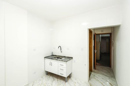 Cozinha de kitnet/studio para alugar com 1 quarto, 35m² em Liberdade, São Paulo