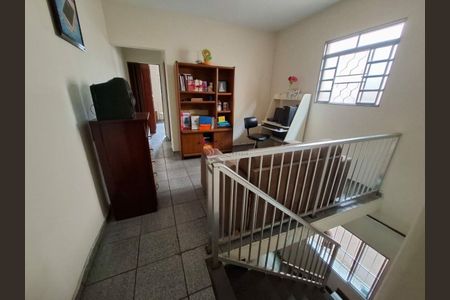 Casa à venda com 3 quartos, 140m² em Conjunto Promorar Sapopemba, São Paulo