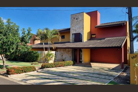 Casa de condomínio à venda com 388m², 4 quartos e 4 vagas