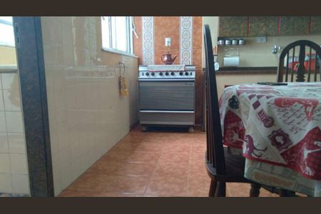 Apartamento à venda com 194m², 4 quartos e 2 vagas
