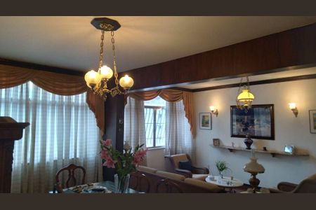 Apartamento à venda com 194m², 4 quartos e 2 vagas