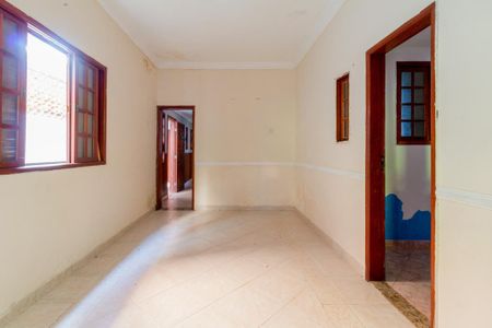 Casa à venda com 100m², 5 quartos e 1 vaga