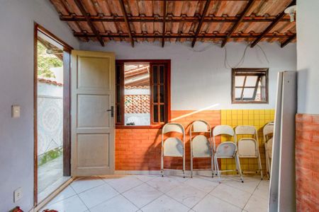 Casa à venda com 5 quartos, 100m² em Santa Rosa, Niterói