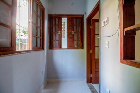 Casa à venda com 100m², 5 quartos e 1 vaga