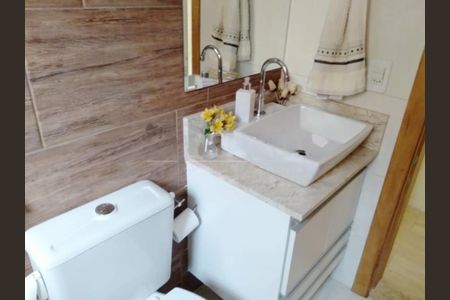 Casa à venda com 2 quartos, 170m² em Jardim Susana, São Paulo