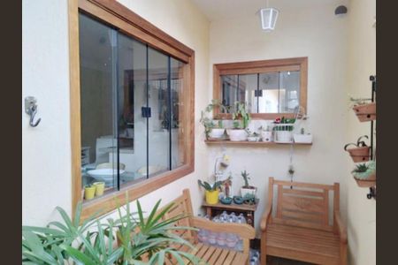 Casa à venda com 2 quartos, 170m² em Jardim Susana, São Paulo