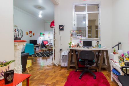 Apartamento à venda com 122m², 2 quartos e sem vaga