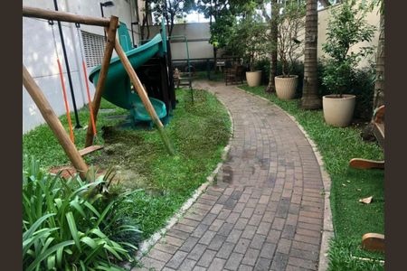 Apartamento à venda com 117m², 2 quartos e 1 vaga