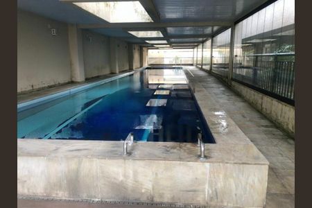 Apartamento à venda com 117m², 2 quartos e 1 vaga