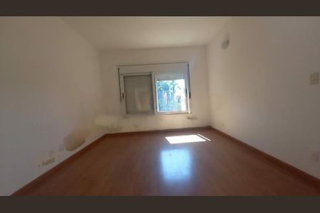 Casa à venda com 420m², 4 quartos e 3 vagas