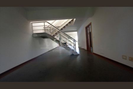Casa à venda com 420m², 4 quartos e 3 vagas