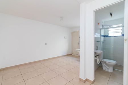 Sala de casa para alugar com 1 quarto, 35m² em Chora Menino, São Paulo