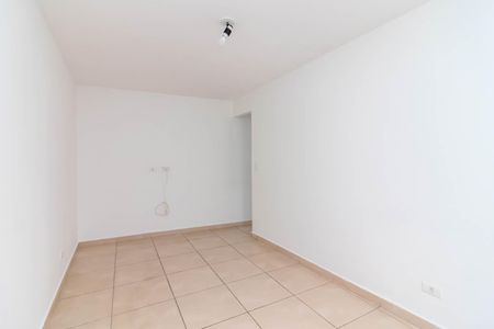 Quarto de casa para alugar com 1 quarto, 35m² em Chora Menino, São Paulo