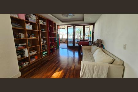 Apartamento à venda com 5 quartos, 268m² em Copacabana, Rio de Janeiro