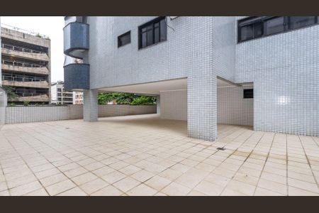 Apartamento à venda com 304m², 4 quartos e 4 vagas