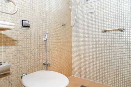 Apartamento à venda com 120m², 2 quartos e 1 vaga