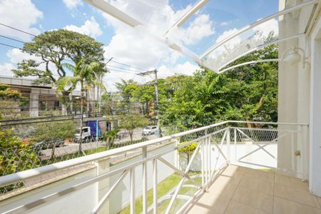 Casa à venda com 330m², 4 quartos e sem vaga
