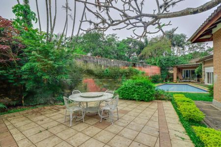 Casa à venda com 4 quartos, 392m² em Interlagos, São Paulo
