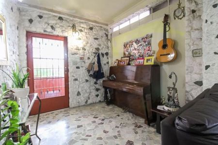 Foto 05 de casa à venda com 4 quartos, 160m² em Vila Regente Feijó, São Paulo