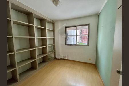 Apartamento à venda com 3 quartos, 105m² em Vila Uberabinha, São Paulo