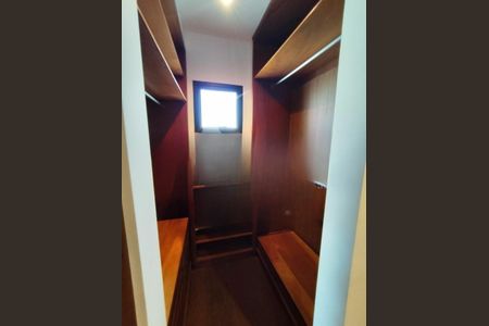 Apartamento à venda com 4 quartos, 206m² em Vila Nova Conceição, São Paulo
